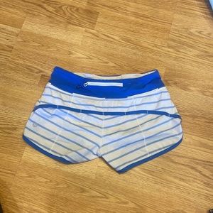Lululemon shorts size 2 in great condition